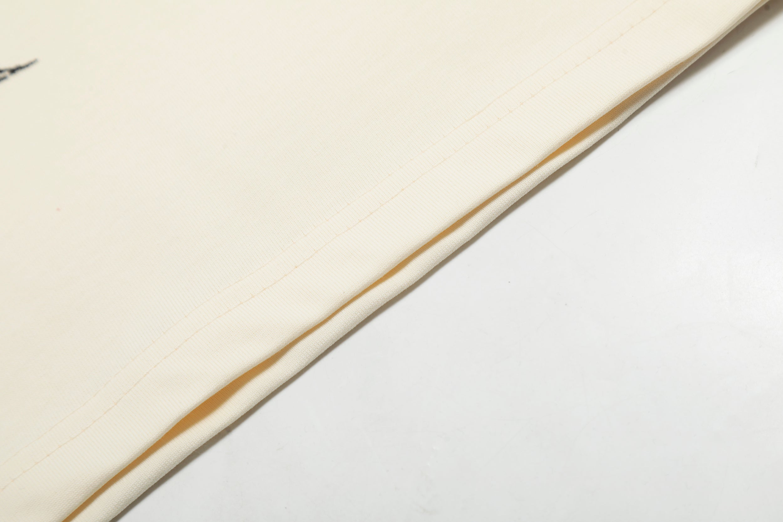 HE 2025 new fashion T-shirt 1100